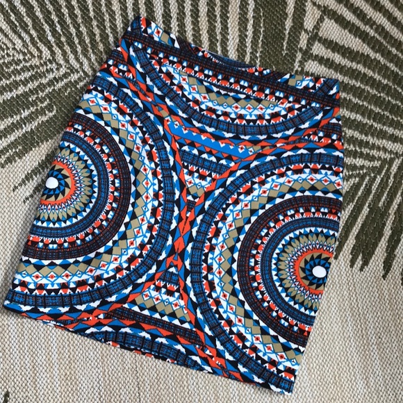 Anthropologie Dresses & Skirts - Anthropology Tabitha low waist side zip lined skir